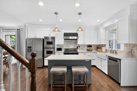 514 Watts Avenue Greenville SC 29601