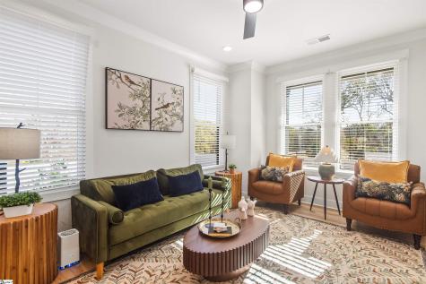 9 Hawthorne Lane Greenville SC 29605