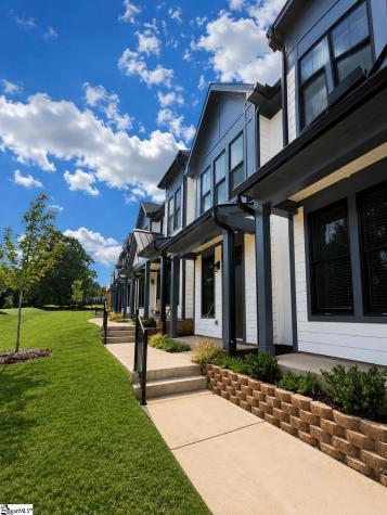 9 Hawthorne Lane Greenville SC 29605