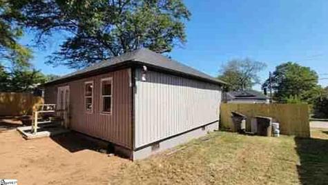 7 4th Street Greenville SC 29611