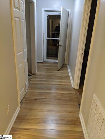 7 4th Street Greenville SC 29611