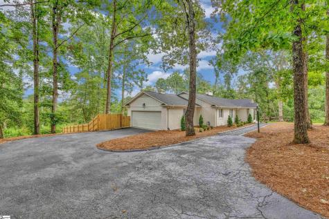 111 Rolling Green Circle Greenville SC 29615