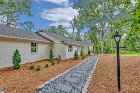 111 Rolling Green Circle Greenville SC 29615