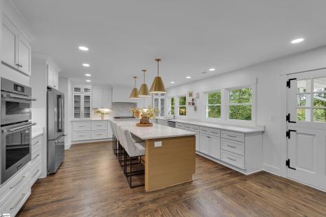 111 Rolling Green Circle Greenville SC 29615