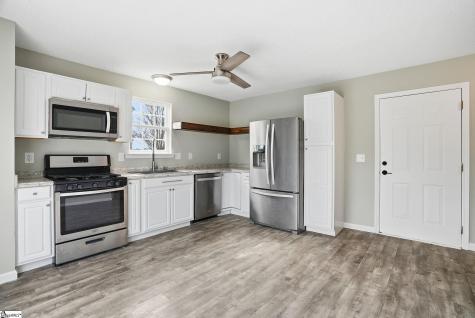 198 Spring Street Duncan SC 29334