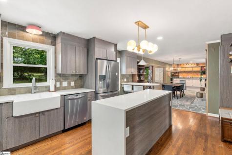 207 Melbourne Lane Greenville SC 29615