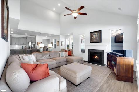 123 Pine Hollow Place Easley SC 29642