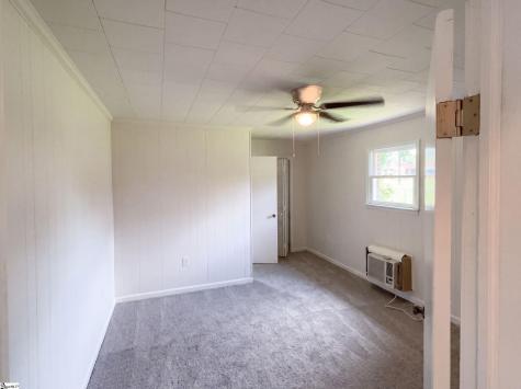 112 Sherard Avenue Ninety Six SC 29666