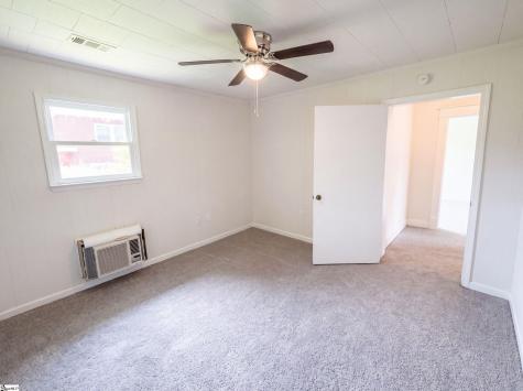 112 Sherard Avenue Ninety Six SC 29666