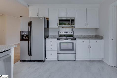 15 Strawberry Drive Greenville SC 29617
