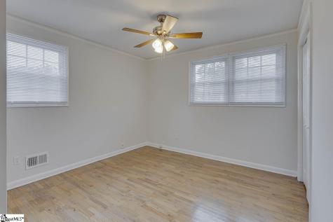 15 Strawberry Drive Greenville SC 29617