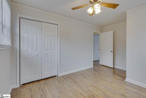 15 Strawberry Drive Greenville SC 29617