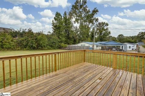 15 Strawberry Drive Greenville SC 29617