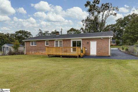 15 Strawberry Drive Greenville SC 29617
