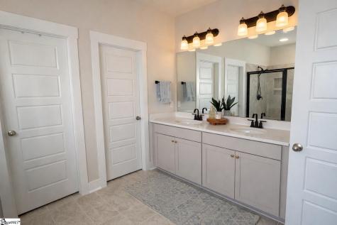 136 Laurel Oak Drive Anderson SC 29621