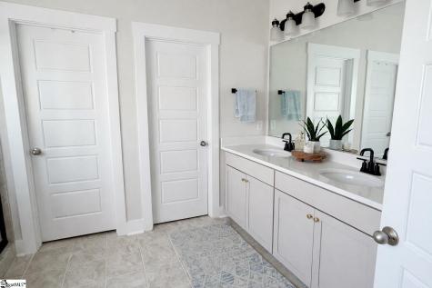 136 Laurel Oak Drive Anderson SC 29621