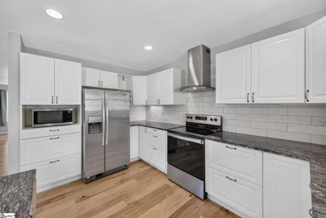 114 Kingsman Court Easley SC 29642