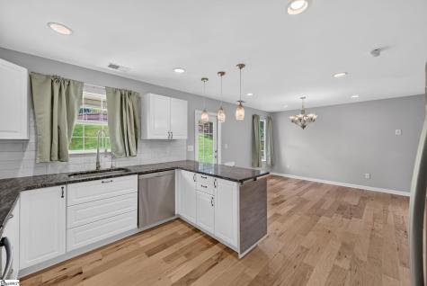 114 Kingsman Court Easley SC 29642