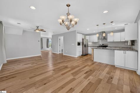 114 Kingsman Court Easley SC 29642