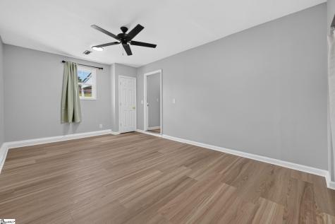 114 Kingsman Court Easley SC 29642