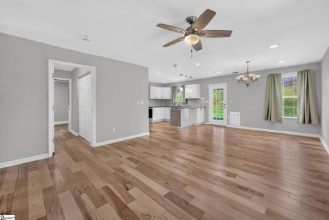 114 Kingsman Court Easley SC 29642