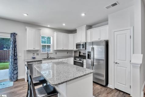 4 Willomere Way Simpsonville SC 29681