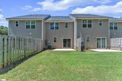 4 Willomere Way Simpsonville SC 29681
