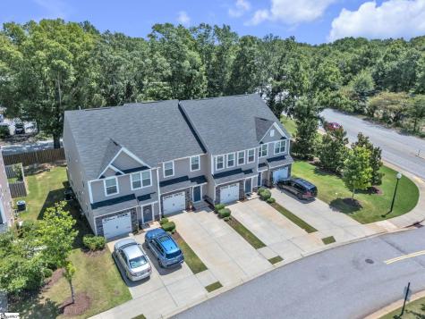 4 Willomere Way Simpsonville SC 29681