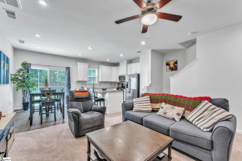 4 Willomere Way Simpsonville SC 29681