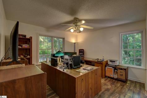2011 Ridgeview Lane Seneca SC 29678
