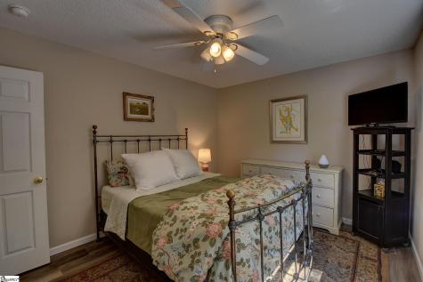 2011 Ridgeview Lane Seneca SC 29678