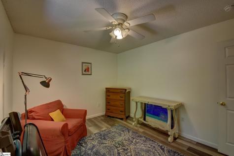 2011 Ridgeview Lane Seneca SC 29678
