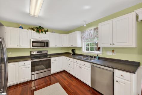 131 Ossie Hayes Road Pickens SC 29671