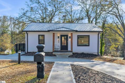 200 Saint Lo Circle Easley SC 29640