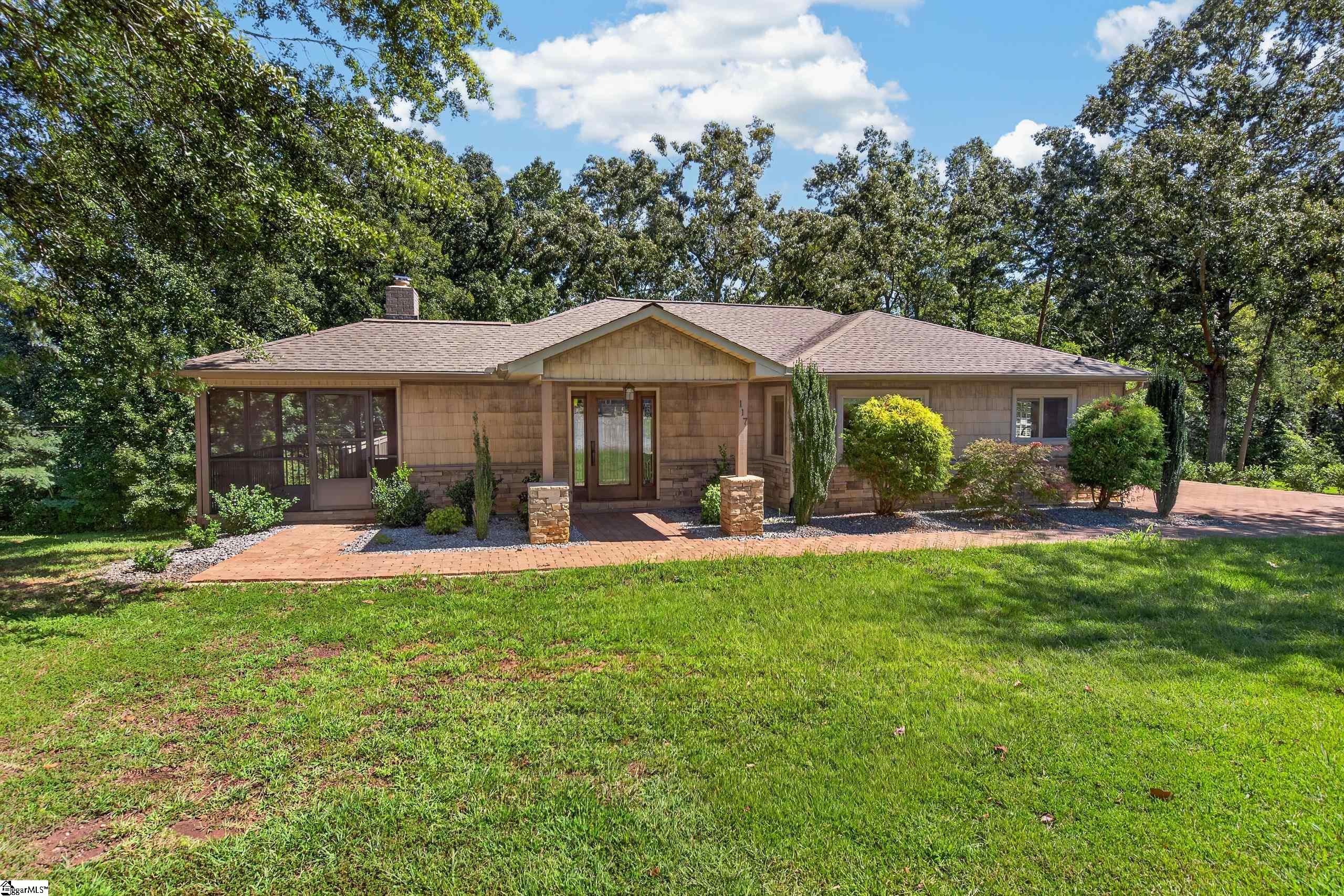 117 Edgewood Avenue Landrum SC 29356