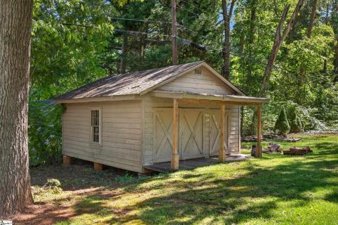 117 Edgewood Avenue Landrum SC 29356