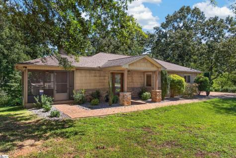 117 Edgewood Avenue Landrum SC 29356
