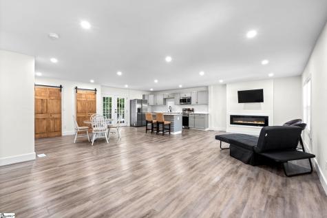 34 Pleasantdale Circle Greenville SC 29607