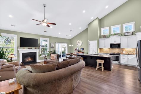 402 Vestry Place Moore SC 29369
