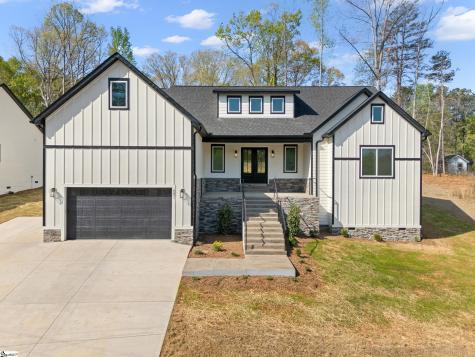651 Narrow Circle Inman SC 29349