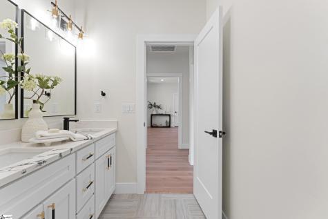 651 Narrow Circle Inman SC 29349