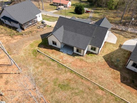651 Narrow Circle Inman SC 29349