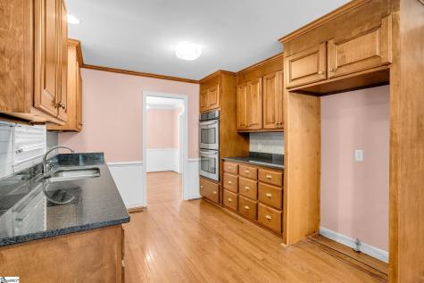 204 Montclair Road Greer SC 29651