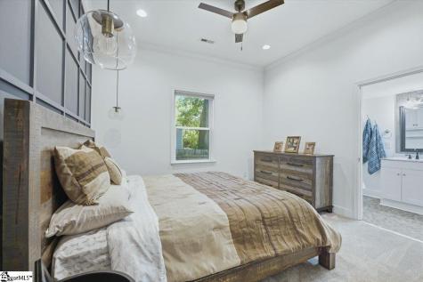 6 7th Street Greenville SC 29611