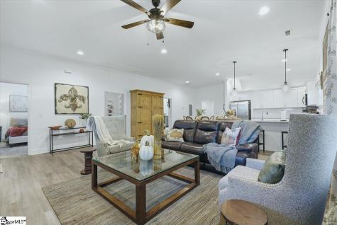6 7th Street Greenville SC 29611