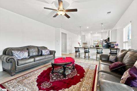 1037 Spruce Grove Road Duncan SC 29334
