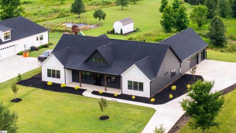 3392 Fairview Road Fountain Inn SC 29644