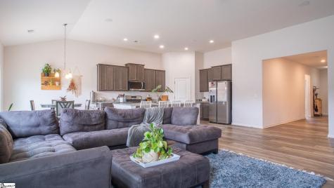 460 White Peach Way Duncan SC 29334