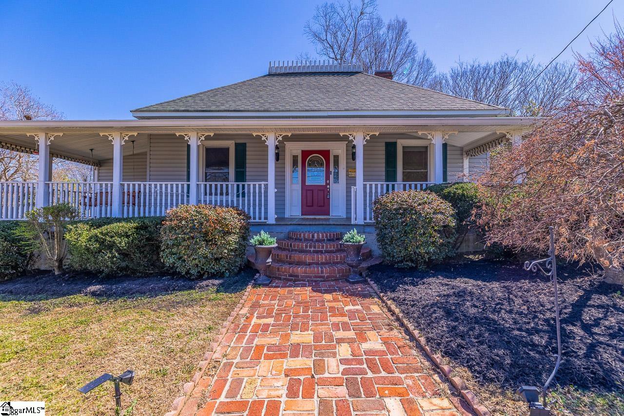 106 E Lime Street Blacksburg SC 29702