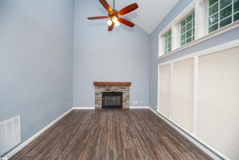 196 Timberleaf Drive Duncan SC 29334